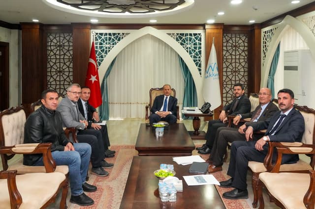 Vali Taşyapan'a makamında ziyaret
